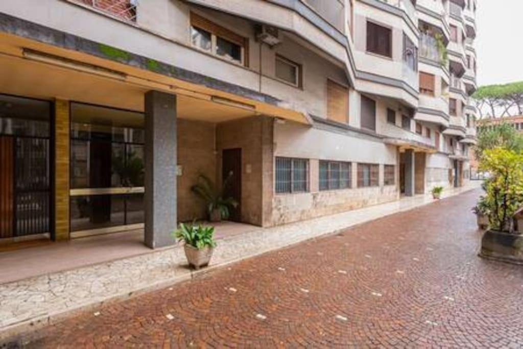 Domus Laterani By Jfm - Comfortable Apartment Big Terrace Colosseo ローマ エクステリア 写真